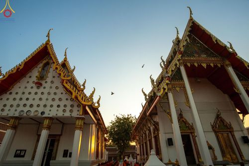 ภาพ No.112660:พิธีตักบาตรพระธรรมยาตราฯ ณ วัดสองพี่น้อง จ.สุพรรณบุรี วันที่ 15 มกราคม พ.ศ. 2567