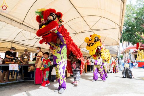 ภาพ No.165304:พิธีทอดกฐิน ณ วัดตระพัง ต.เชียงรากใหญ่  อ.สามโคก จ.ปทุมธานี ในโครงการกฐินสามัคคีทั่วไทย 30,000 วัด บูชาธรรม 80 ปี หลวงพ่อธัมมชโย โดยคณะศิษยานุศิษย์วัดพระธรรมกาย วันที่ 20 ตุลาคม พ.ศ. 2567