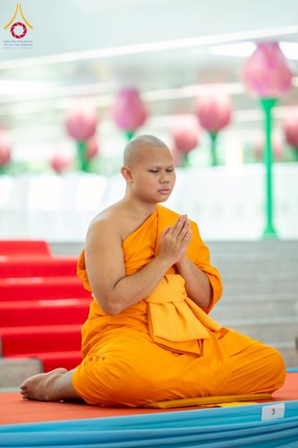 ภาพ No.223699:วันอาทิตย์ที่ 11 พฤษภาคม พ.ศ. 2568 พิธีอุปสมบทสามเณรเปรียญธรรมอุปสมบทอุทิศชีวิต 9 รูป อุบาสก 1 ท่าน ณ อุโบสถพระไตรปิฏกวัดพระธรรมกาย