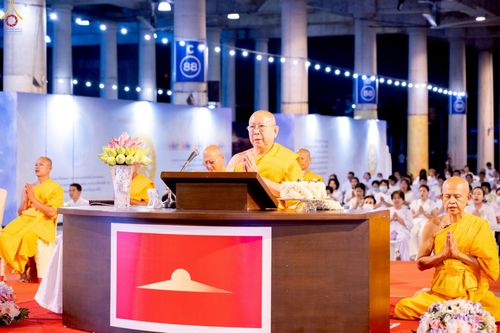 ภาพ No.228738:วันอังคารที่ 10 มิถุนายน พ.ศ. 2568 (วันพระขึ้น 15 ค่ำ เดือน 7) พิธีสวดธัมมจักกัปปวัตตนสูตร ครบ 7,439,000,000 จบ วัดพระธรรมกาย