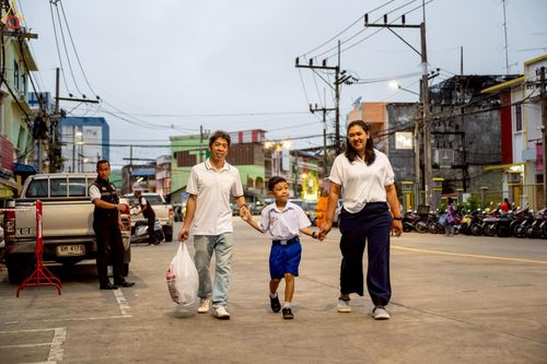 ภาพ No.245208:วันอาทิตย์ที่ 14 กันยายน พ.ศ. 2568 ตักบาตรพระ 555 รูป มหากุศล  น้อมถวายเป็นพุทธบูชา ณ หอนาฬิกาเบตง อ.เบตง จ.ยะลา