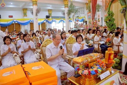 ภาพ No.278017:วันที่ 19 ตุลาคม พ.ศ. 2568 พิธีทอดกฐินสามัคคีทั่วไทย ณ วัดลุ่มคงคาราม อ.บางกรวย จ.นนทบุรี โดยคณะศิษยานุศิษย์ บูชาธรรม 81 ปี หลวงพ่อธัมมชโย