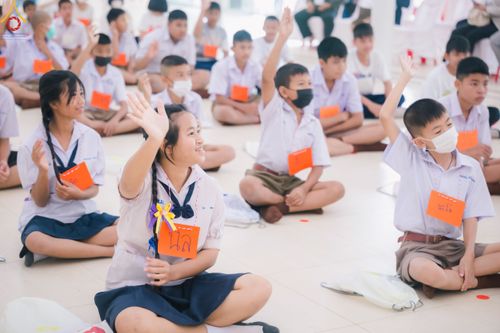 ภาพ No.104539:วันรวมพลังเด็กดี V-Star ผู้นำฟื้นฟูศีลธรรมโลก จังหวัดปราจีนบุรี ณ ธุดงคสถานปราจีนบุรี วันที่ 24 ธันวาคม พ.ศ. 2566