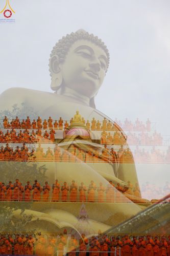 ภาพ No.118950:คณะพุทธบุตรธรรมยาตราร่วมปฏิบัติธรรม และถ่ายภาพหมู่ประวัติศาสตร์ ในโครงการธรรมยาตราฯ ปีที่ 12  วันที่ 25 มกราคม พ.ศ. 2567  ณ อาคารธรรมยาตรา กตัญญูบูชามหาปูชนียาจารย์  ตรงข้ามวัดปากน้ำภาษีเจริญ จ.กรุงเทพมหานคร