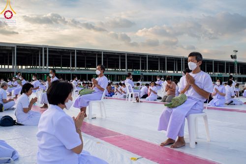 ภาพ No.99893:พิธีปลงผมธรรมทายาท โครงการอุปสมบทบูชาธรรมมหาปูชนียาจารย์ พ.ศ. 2566 ณ ลานธรรม มหาวิหารคด 8-9 ศูนย์อบรมวัดพระธรรมกาย วันอาทิตย์ที่ 3 ธันวาคม พ.ศ. 2566