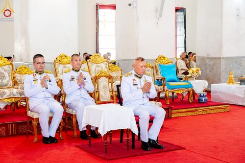 ภาพ No.214731:พิธีต้อนรับสัญญาบัตร พัดยศ พระราชวิเทศวชิรเวที (บัณฑิต วรปญฺโญ) เจ้าอาวาสวัดพระธรรมกายสกอตแลนด์ สหราชอาณาจักร ผู้ช่วยเจ้าอาวาสวัดพระธรรมกาย ณ อุโบสถพระไตรปิฏก วัดพระธรรมกาย