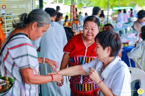 ภาพ No.86739:พิธีทอดผ้าป่าสมทบทุนสร้างอาคารปฏิบัติธรรม  วันอาทิตย์ที่ 26 สิงหาคม พ.ศ. 2566  ณ ศูนย์ปฏิบัติธรรมสวนผึ้ง จ.ราชบุรี