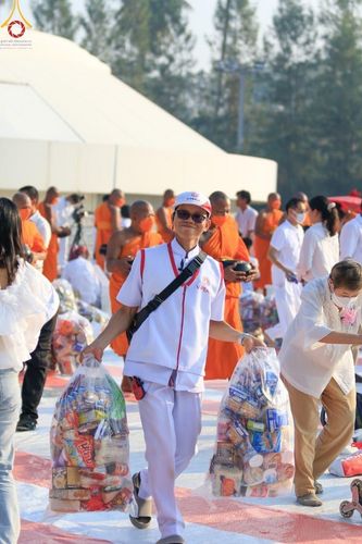 ภาพ No.110808:V.9 กล้าเก่ง การเตรียมงาน เก็บงาน การรับบุญของเจ้าหน้าที่หน่วยงานต่างๆ เพื่อโครงการธรรมยาตรา กตัญญูบูชามหาปูชนียาจารย์ พระมงคลเทพมุนี (สด จนฺทสโร) พระผู้ปราบมาร อนุสรณ์สถาน 7 แห่ง ปีที่ 12 ระหว่างวันที่ 2 - 31 มกราคม พ.ศ.2567