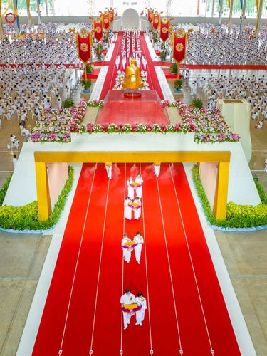 ภาพ No.88909:พิธีทอดผ้าป่าสมทบกฐินครั้งที่ 2 วันศุกร์ที่ 29 กันยายน พ.ศ. 2566 วันเพ็ญขึ้น 15 ค่ำ เดือน 10 ณ ห้องแก้วสารพัดนึก 1 วัดพระธรรมกาย