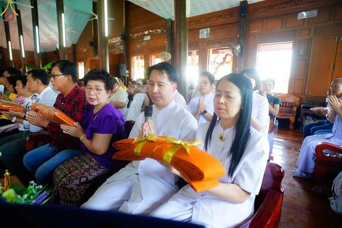 ภาพ No.170602:พิธีทอดกฐิน ณ วัดคุ้งกร่างภาราม ต.บางตลาด อ.คลองเขื่อน จ.ฉะเชิงเทรา ในโครงการกฐินสามัคคีทั่วไทย 30,000 วัด บูชาธรรม 80 ปี หลวงพ่อธัมมชโย โดยคณะศิษยานุศิษย์วัดพระธรรมกาย วันที่ 27 ตุลาคม พ.ศ. 2567