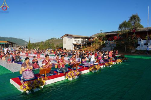 ภาพ No.125197:พิธีตักบาตรเนื่องในวันมาฆบูชา ณ สนามโรงเรียนบ้านนาเกียน  อำเภออมก๋อย จังหวัดเชียงใหม่ วันเสาร์ที่ ๒๔ กุมภาพันธ์ พ.ศ. ๒๕๖๗