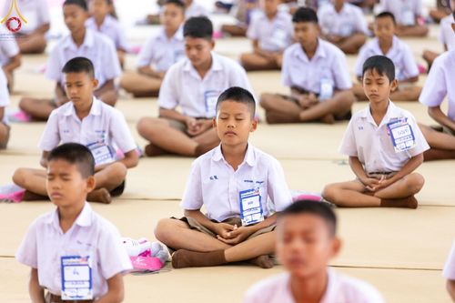 ภาพ No.185131:กิจกรรมวันรวมพลังเด็กดี V-Star ผู้นำฟื้นฟูศีลธรรมโลก จังหวัดพิจิตร ณ ศูนย์ปฏิบัติธรรมกัลยาณมิตรพิจิตร ต.ตะพานหิน อ.ตะพานหิน จ.พิจิตร วันที่ 12 ธันวาคม พ.ศ. 2567