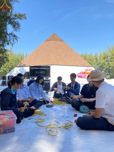 ภาพ No.106919:V.3 ตั้งใจ การเตรียมงาน เก็บงาน การรับบุญของเจ้าหน้าที่หน่วยงานต่างๆ เพื่อโครงการธรรมยาตรา กตัญญูบูชามหาปูชนียาจารย์ พระมงคลเทพมุนี (สด จนฺทสโร) พระผู้ปราบมาร อนุสรณ์สถาน 7 แห่ง ปีที่ 12 ระหว่างวันที่ 2 - 31 มกราคม พ.ศ. 2567