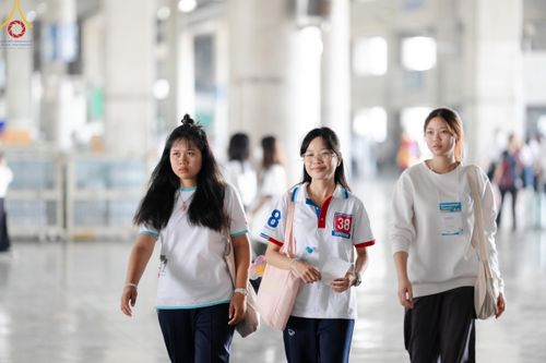 ภาพ No.59311:การอบรมอาสาสมัคร  เตรียมงานและจัดถวายภัตตาหาร แด่พระสังฆาธิการ 10,000 กว่าวัดทั่วประเทศ ในวันที่ 21-22 เมษายน พ.ศ.2567 เพื่องานวันคุ้มครองโลก จัดโดย ชมรมพุทธศาสตร์สากลฯ