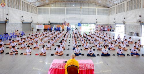 ภาพ No.246354:วันที่ 8-9 กันยายน พ.ศ. 2568 ศูนย์ปฏิบัติธรรมสมุทรปราการ นำทีมจัดอบรมโครงการอบรมคุณธรรม , จริยธรรม ในหัวข้อ การค้นพบศักยภาพในตนเอง เพื่อพัฒนานิสัย ผ่านนวัตกรรมความดีสากล ณ โรงเรียนวัดราษฎ์บูรณะ ต.บางปลา อ.บางพลี จ.สมุทรปราการ