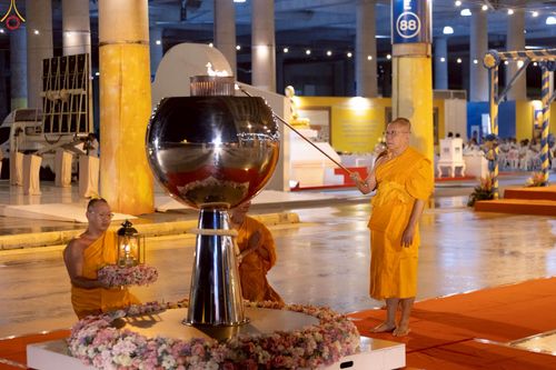 ภาพ No.241142:วันพุธที่ 27 สิงหาคม พ.ศ. 2568 พิธีฉลองชัยสวดมนต์ บทธัมมจักกัปปวัตตนสูตร ครบ 7,650,575,757 จบ ในวันธรรมชัย วัดพระธรรมกาย