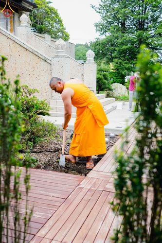 ภาพ No.137079:การเตรียมงาน ขุมหลุมเพื่อพิธีฝังลูกนิมิต ณ วัดพระธรรมกายโทชิหงิ ประเทศญี่ปุ่น วันพฤหัสบดีที่ 16 พฤษภาคม พ.ศ. 2567