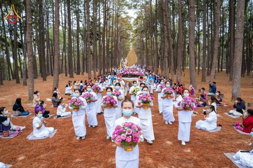 ภาพ No.76286:พิธีต้อนรับสัญญาบัตร - พัดยศ   พระวชิรกิจโสภณ  ณ อุโบสถวัดบ้านขุน ตำบลบ่อหลวง อำเภอฮอด จังหวัดเชียงใหม่ วันศุกร์ที่ ๑๗ เดือน กุมภาพันธ์ พุทธศักราช ๒๕๖๖