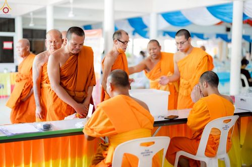 ภาพ No.233486:วันจันทร์ที่ 7 กรกฎาคม พ.ศ. 2568 จังหวัดบุรีรัมย์รวมใจ สัมมนาคณะสงฆ์ เพื่อฟื้นฟูพระพุทธศาสนา  โครงการทอดกฐินสามัคคีทั่วไทย 30,000 วัด ประจำปีพุทธศักราช 2568 และพิธีถวายมหาสังฆทาน 300 กว่าวัด โดยคณะศิษยานุศิษย์ บูชาธรรม 81 ปี หลวงพ่อธัมมชโย  ณ วัดกลาง พระ