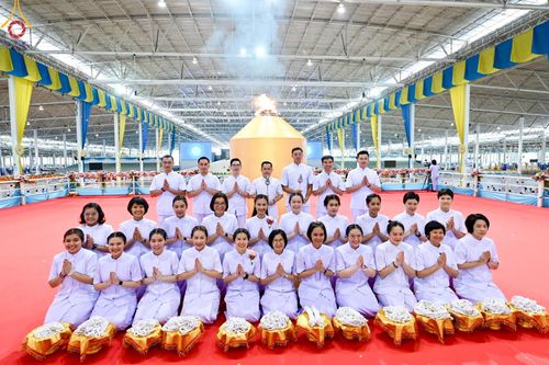 ภาพ No.154216:พิธีจุดเทียนใจ ไฟนิรันดร์ อนันตชัย วันอาทิตย์ที่ 8 กันยายน พ.ศ. 2567 วัดพระธรรมกาย จ.ปทุมธานี