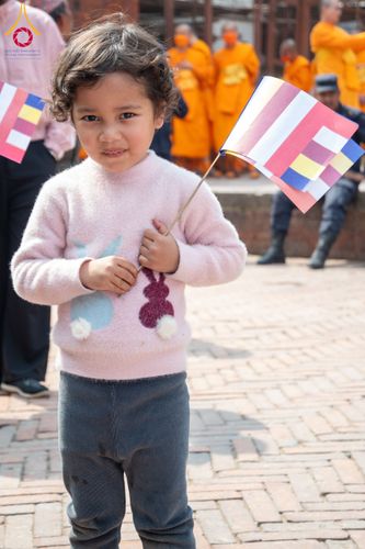 ภาพ No.129900:พิธีตัดปอยผมและแห่นาคธรรมทายาท ในโครงการบรรพชา 1,250 รูป ณ แดนประสูติ สวนลุมพินี ประเทศเนปาล วันที่ 2 มีนาคม พ.ศ. 2567