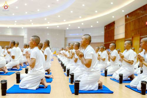 ภาพ No.340608:วันที่ 24-25 กรกฎาคม พ.ศ. 2569 โครงการพัฒนาคุณธรรม จริยธรรม สำหรับนักเรียนนายสิบตำรวจ (นสต.) รุ่นที่ 17 ศูนย์ฝึกอบรมตำรวจภูธรภาค 1 ได้จัดกิจกรรม WalkRally สวดมนต์นั่งสมาธิ และฟังธรรมจากพระอาจารย์ ณ ศูนย์ปฏิบัติธรรมเวิล์ดพีช วัลเล่ย์ (World Peace Valley) 