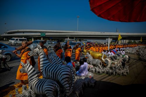 ภาพ No.5755:ประมวลภาพธุดงค์ธรรมชัย ปีที่ 2 วันที่ 2 มกราคม พ.ศ.2556