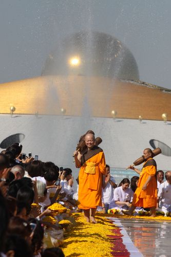 ภาพ No.5908:ประมวลภาพธุดงค์ธรรมชัย ปีที่ 2 วันที่ 2 มกราคม พ.ศ.2556