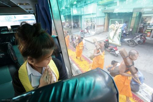 ภาพ No.5994:ประมวลภาพธุดงค์ธรรมชัย ปีที่ 2 วันที่ 3 มกราคม พ.ศ.2556