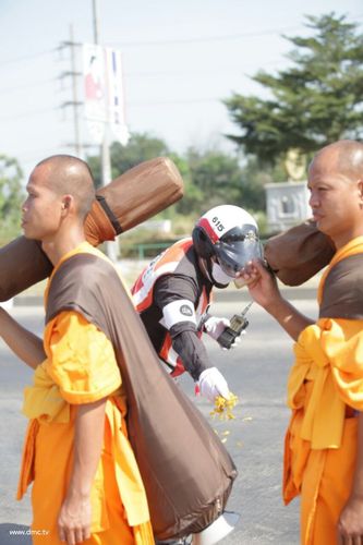 ภาพ No.6028:ประมวลภาพธุดงค์ธรรมชัย ปีที่ 2 วันที่ 3 มกราคม พ.ศ.2556