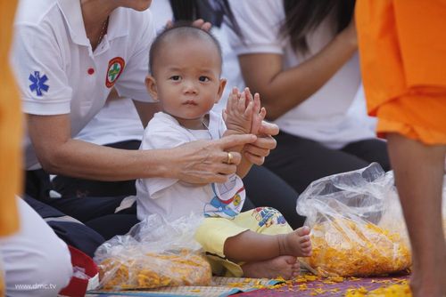 ภาพ No.6125:ประมวลภาพธุดงค์ธรรมชัย ปีที่ 2 วันที่ 5 มกราคม พ.ศ.2556