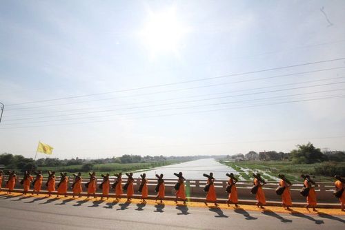 ภาพ No.6289:ประมวลภาพธุดงค์ธรรมชัย ปีที่ 2 วันที่ 7 มกราคม พ.ศ.2556