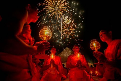 ภาพ No.6332:ประมวลภาพธุดงค์ธรรมชัย ปีที่ 2 วันที่ 8 มกราคม พ.ศ.2556