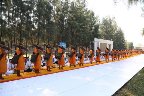 ภาพ No.6375:ประมวลภาพธุดงค์ธรรมชัย ปีที่ 2 วันที่ 9 มกราคม พ.ศ.2556