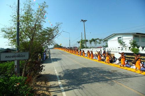 ภาพ No.6382:ประมวลภาพธุดงค์ธรรมชัย ปีที่ 2 วันที่ 9 มกราคม พ.ศ.2556