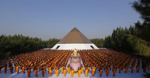 ภาพ No.6464:ประมวลภาพธุดงค์ธรรมชัย ปีที่ 2 วันที่ 9 มกราคม พ.ศ.2556