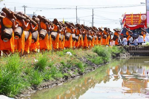 ภาพ No.6721:ประมวลภาพธุดงค์ธรรมชัย ปีที่ 2 วันที่ 13 มกราคม พ.ศ.2556