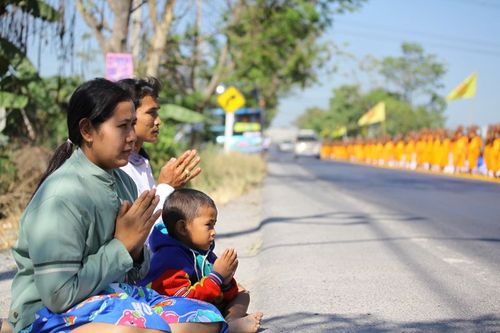 ภาพ No.6724:ประมวลภาพธุดงค์ธรรมชัย ปีที่ 2 วันที่ 13 มกราคม พ.ศ.2556