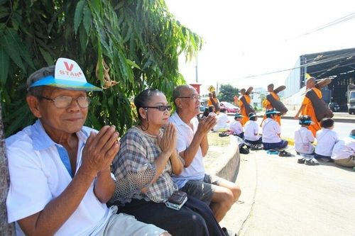 ภาพ No.6886:ประมวลภาพธุดงค์ธรรมชัย ปีที่ 2 วันที่ 14 มกราคม พ.ศ.2556