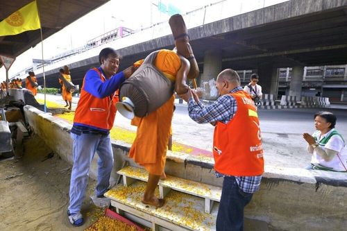 ภาพ No.7695:ประมวลภาพธุดงค์ธรรมชัย ปีที่ 2 วันที่ 25 มกราคม พ.ศ.2556