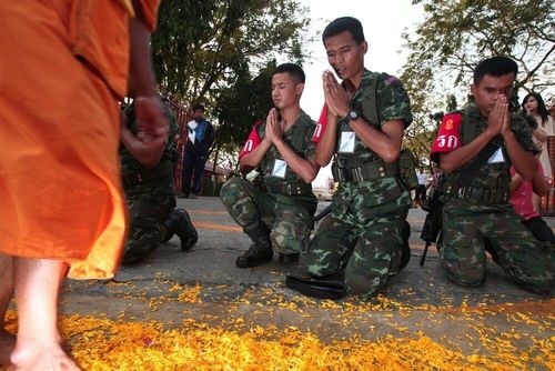 ภาพ No.7702:ประมวลภาพธุดงค์ธรรมชัย ปีที่ 2 วันที่ 25 มกราคม พ.ศ.2556