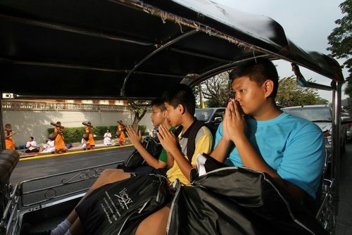 ภาพ No.7705:ประมวลภาพธุดงค์ธรรมชัย ปีที่ 2 วันที่ 25 มกราคม พ.ศ.2556