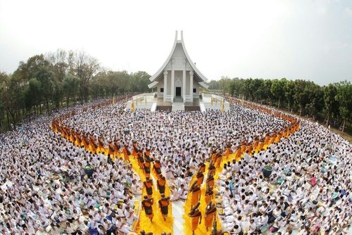 ภาพ No.7899:ประมวลภาพธุดงค์ธรรมชัย ปีที่ 2 วันที่ 27 มกราคม พ.ศ.2556