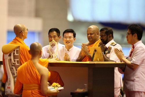 ภาพ No.8044:วันมาฆบูชา 2556 ณ วัดพระธรรมกาย