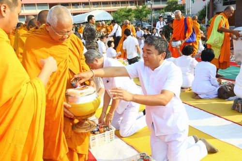 ภาพ No.8697:พิธีทอดผ้าป่า 323 วัด 4 จังหวัด ชายแดนใต้ ครั้งที่ 91 ณ จ.ปัตตานี