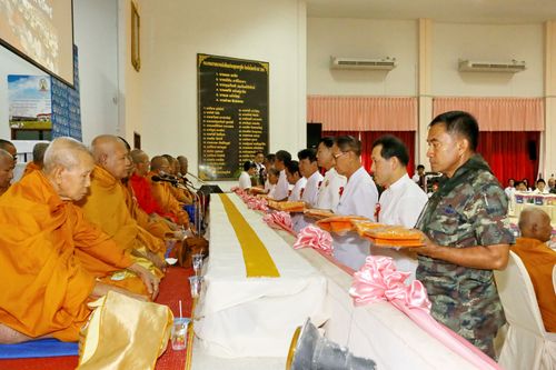 ภาพ No.8243:พิธีถวายสังฆทานแด่คณะสงฆ์ 323 วัด ใน 4 จังหวัดภาคใต้ ครั้งที่ 90