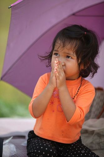 ภาพ No.8374:พิธีอัญเชิญรูปหล่อทองคำ พระมงคลเทพมุนี (สด จนฺทสโร) ประดิษฐาน ณ วัดสองพี่น้อง (พระอารามหลวง) จ.สุพรรณบุรี วันอังคารที่ 26 มีนาคม พ.ศ.2556