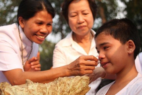 ภาพ No.8538:พิธีตัดปอยผมโครงการอบรมสามเณร "หน่อแก้วเปรียญธรรม"