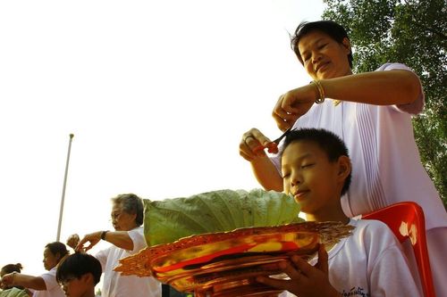 ภาพ No.8540:พิธีตัดปอยผมโครงการอบรมสามเณร "หน่อแก้วเปรียญธรรม"