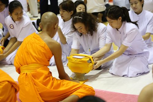 ภาพ No.8496:พิธีบรรพชาอุปสมบทหมู่ 3 โครงการ